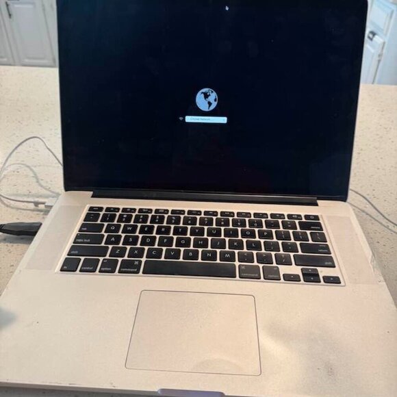 Apple Other - MacBook Pro A1398 *Motherboard and Trackpad Broken - Not Working*